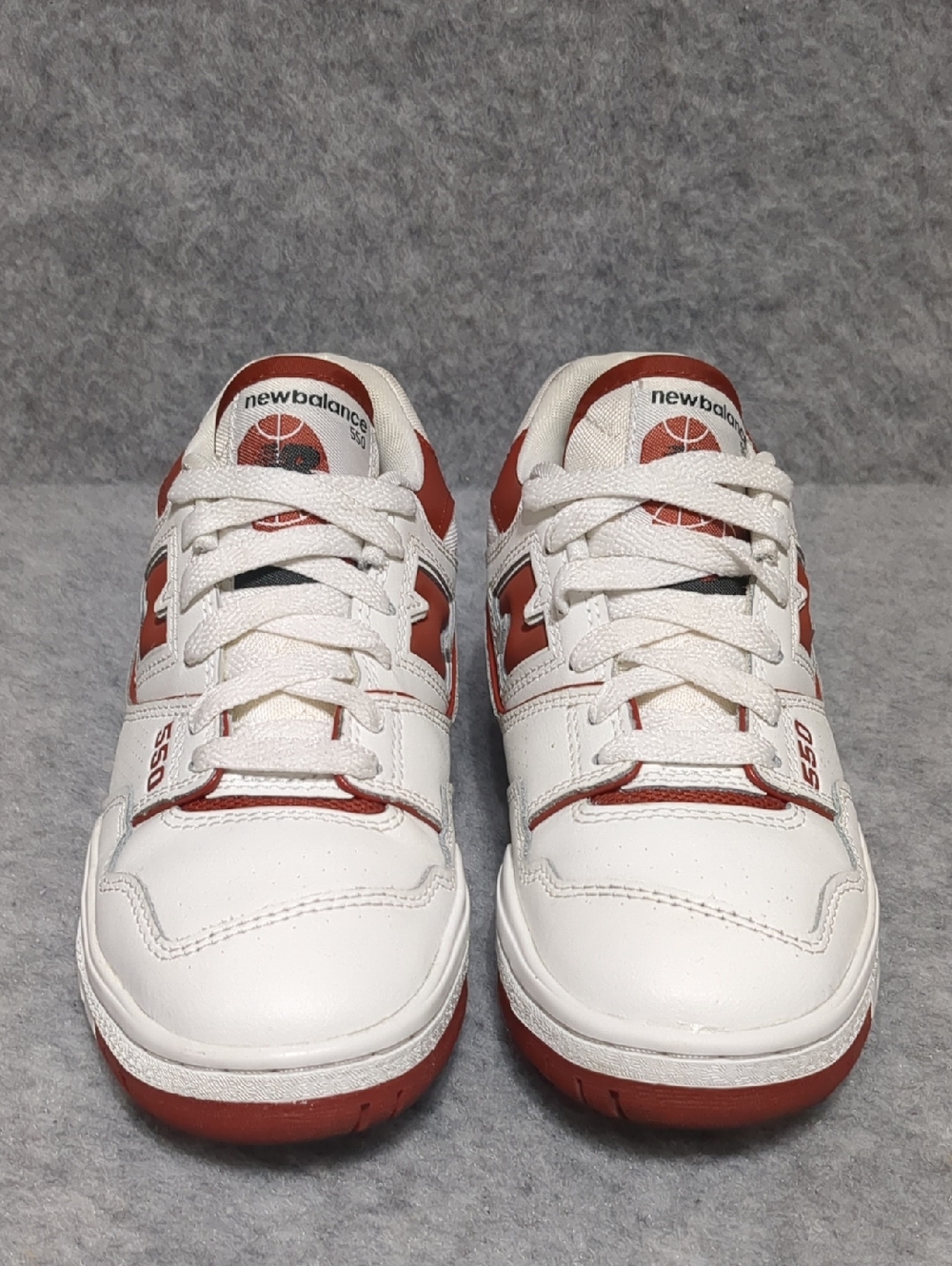 New Balance 550 White and Red Low-Top leather Women's Sneakers, Size 6.5 - Picture 2 of 8